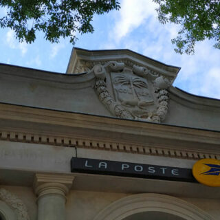 Rénovation Tertiaire Poste de Nîmes dans le Gard